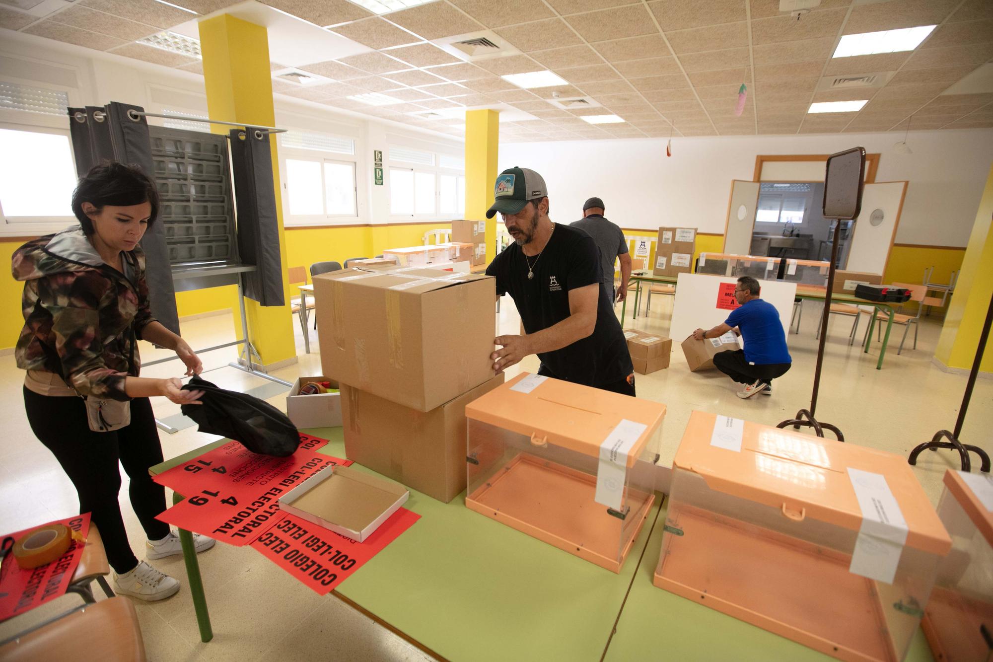 Galería de imágenes de los preparativos para las elecciones del 28M