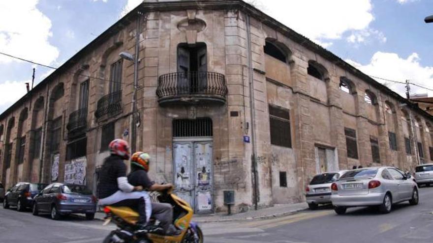 La manzana del auditorio se perfila para albergar el parque tecnológico de Alcoy.