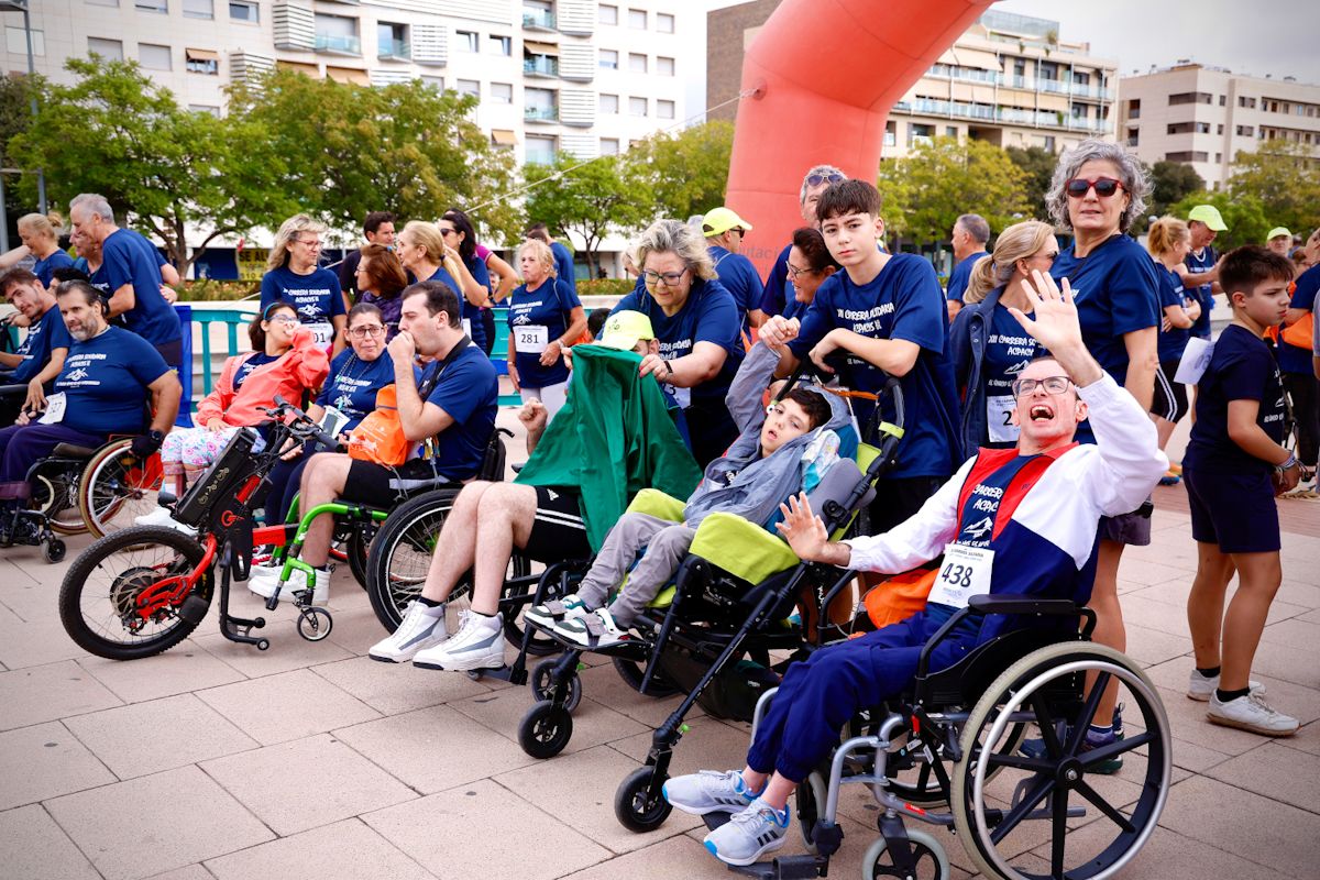 Unas 700 personas participan en la Carrera Acpacys