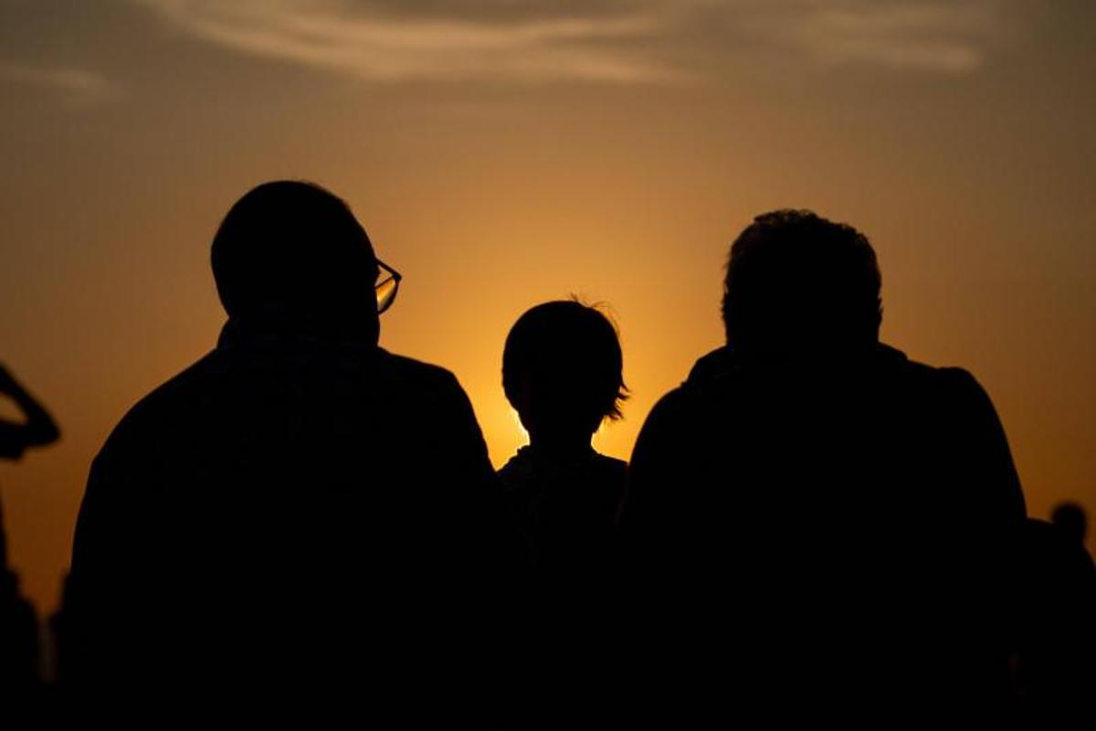Imagenes del Eclipse solar visto desde el Castillo de Montjuic.