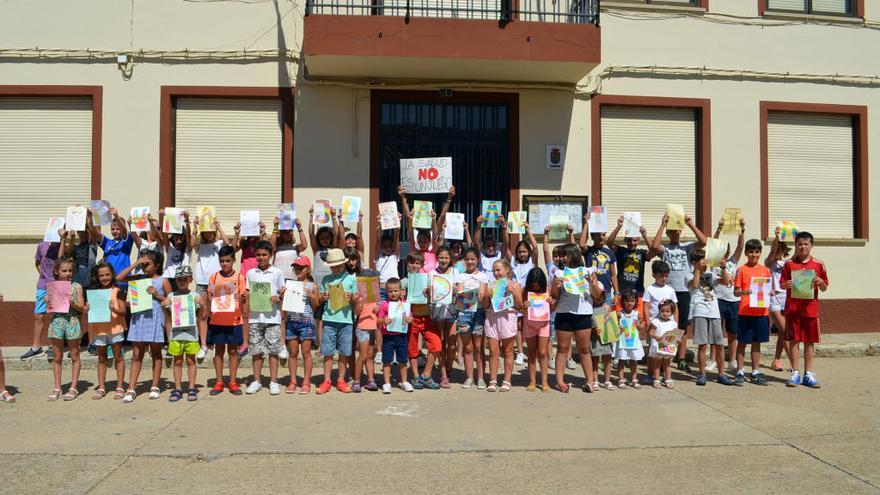 Fuentes de Ropel sale a la calle para pedir un pediatra de urgencias en Benavente