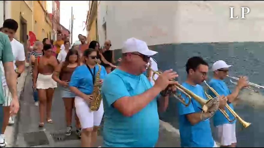 Pasacalles de las fiestas de San Roque en Guía