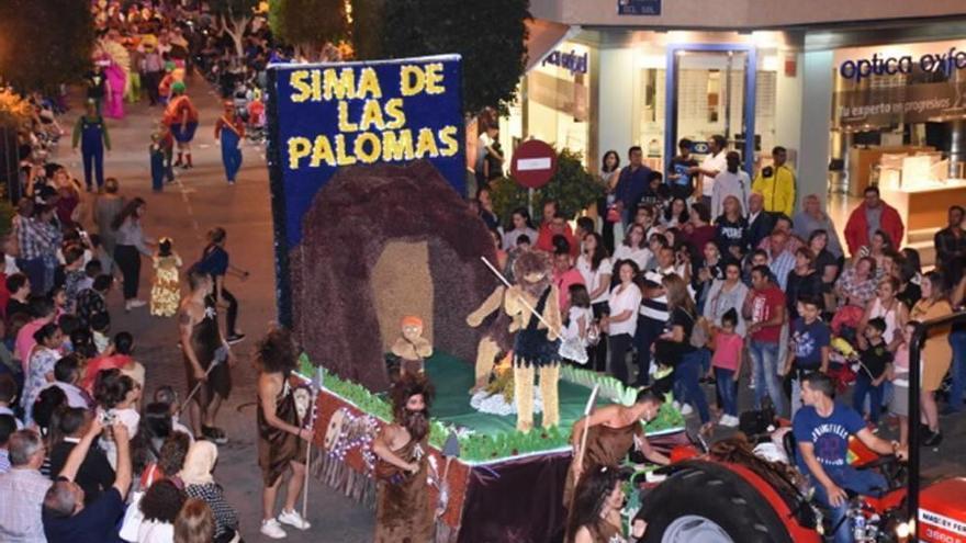 Torre Pacheco  se divierte con  las carrozas