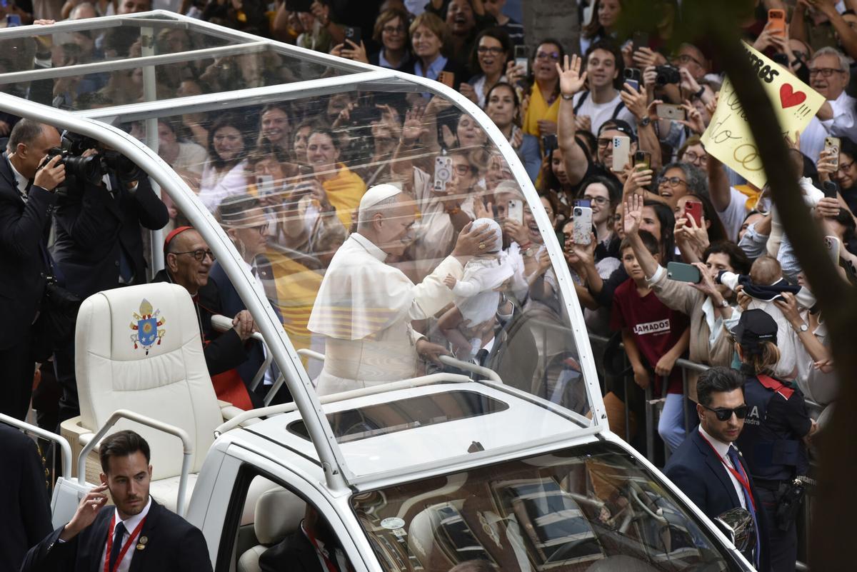 Les imatges de l'acte cloenda de la visita del Papa a la Sagrada Família