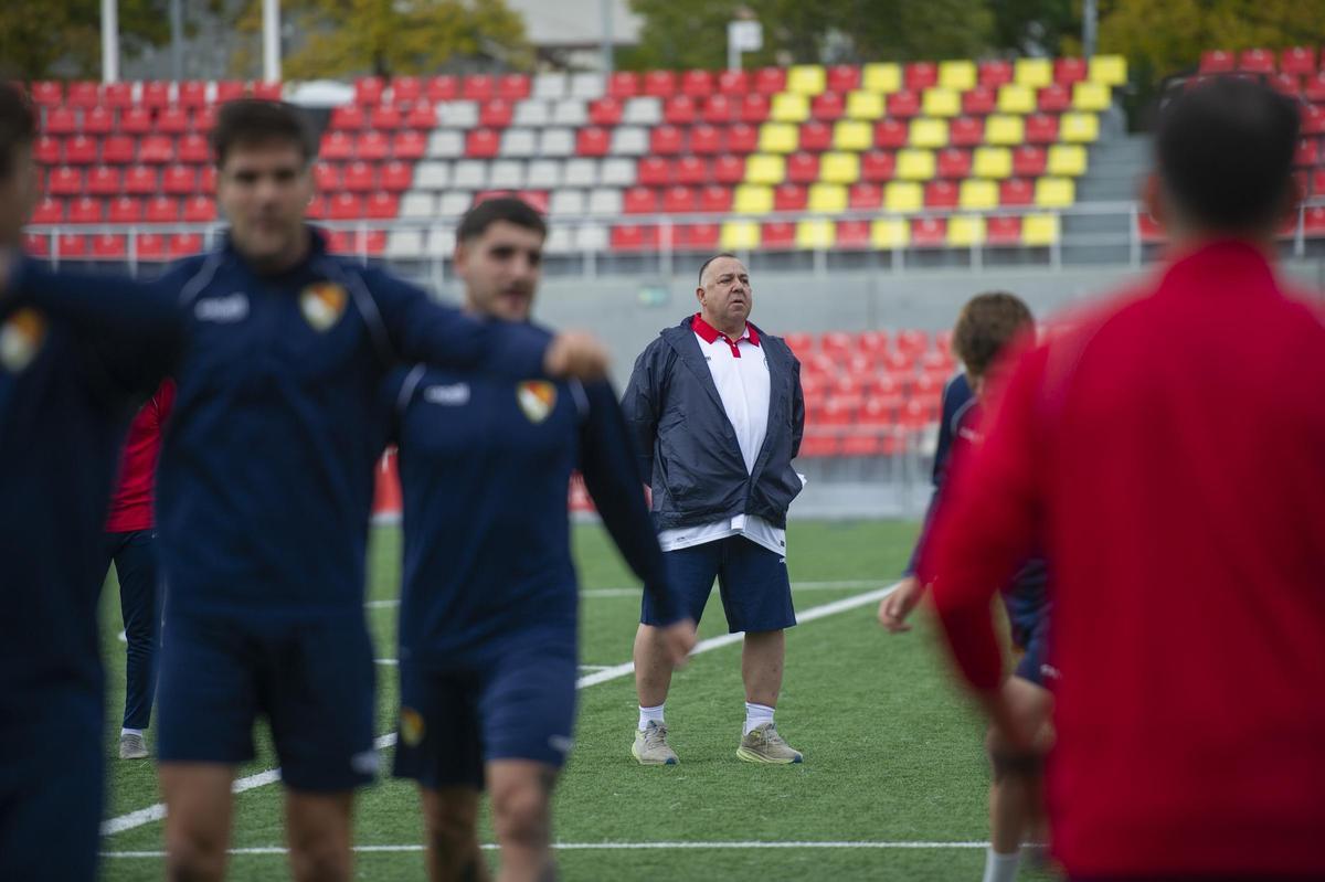 Alsina, en un entrenament a l'Estadi Olímpic