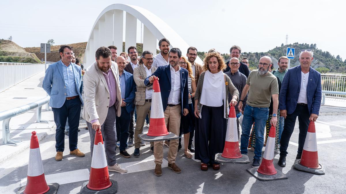 La consellera Capella obre al trànsit l'accés a Igualada per la ronda sud