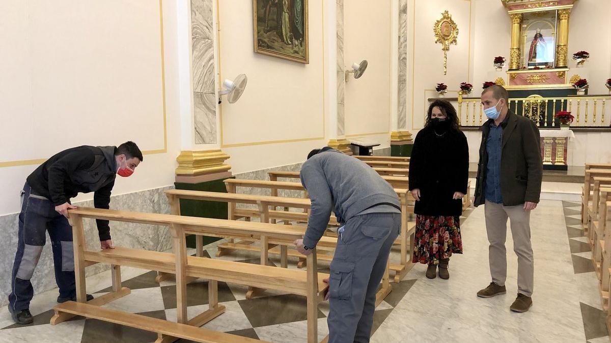 En los próximos días, la empresa revisará el resto de elementos de madera del interior de la ermita para garantizar que están limpios de otras plagas.