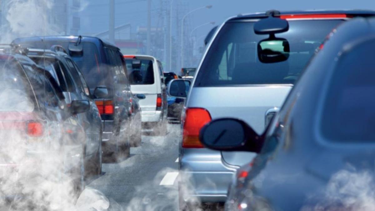 COCHES ÁFRICA | Europa renueva y electrifica sus coches mientras envía a África los más contaminantes, desvela un estudio