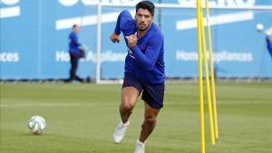 jdomenech49816134 entrenamiento del barcelona en la ciudad deportiva  luis sua190911191334