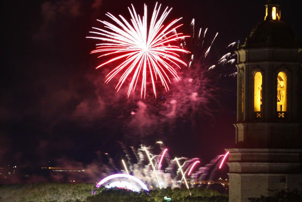 Focs artificials per tancar les Fires de Girona