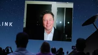 Elon Musk promete llevar Internet por todo el mundo: “Será como enchufarse al cielo”