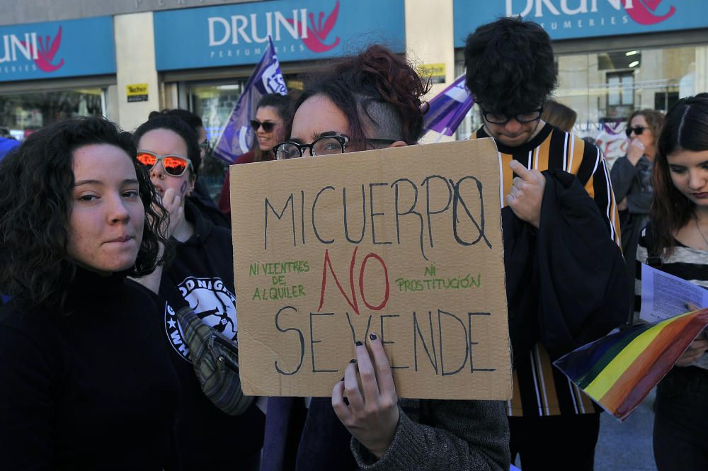 Las imágenes del 8M en Elche