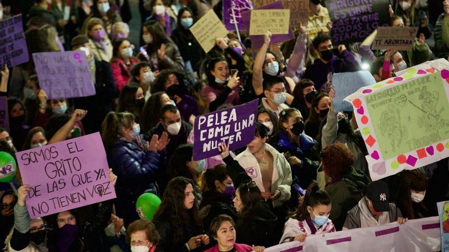 Mujer contra mujer