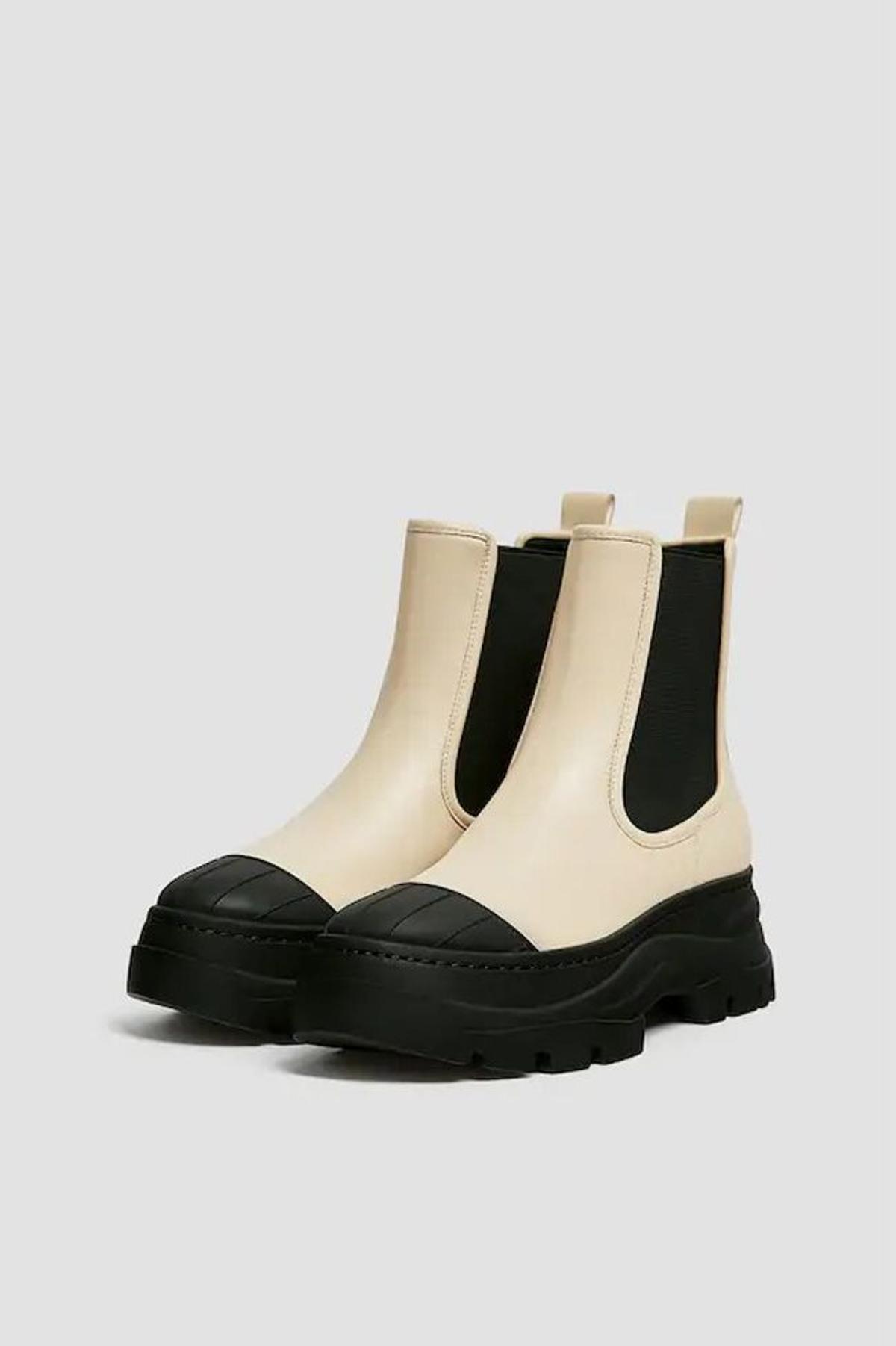 Botín chelsea, de Pull&Bear