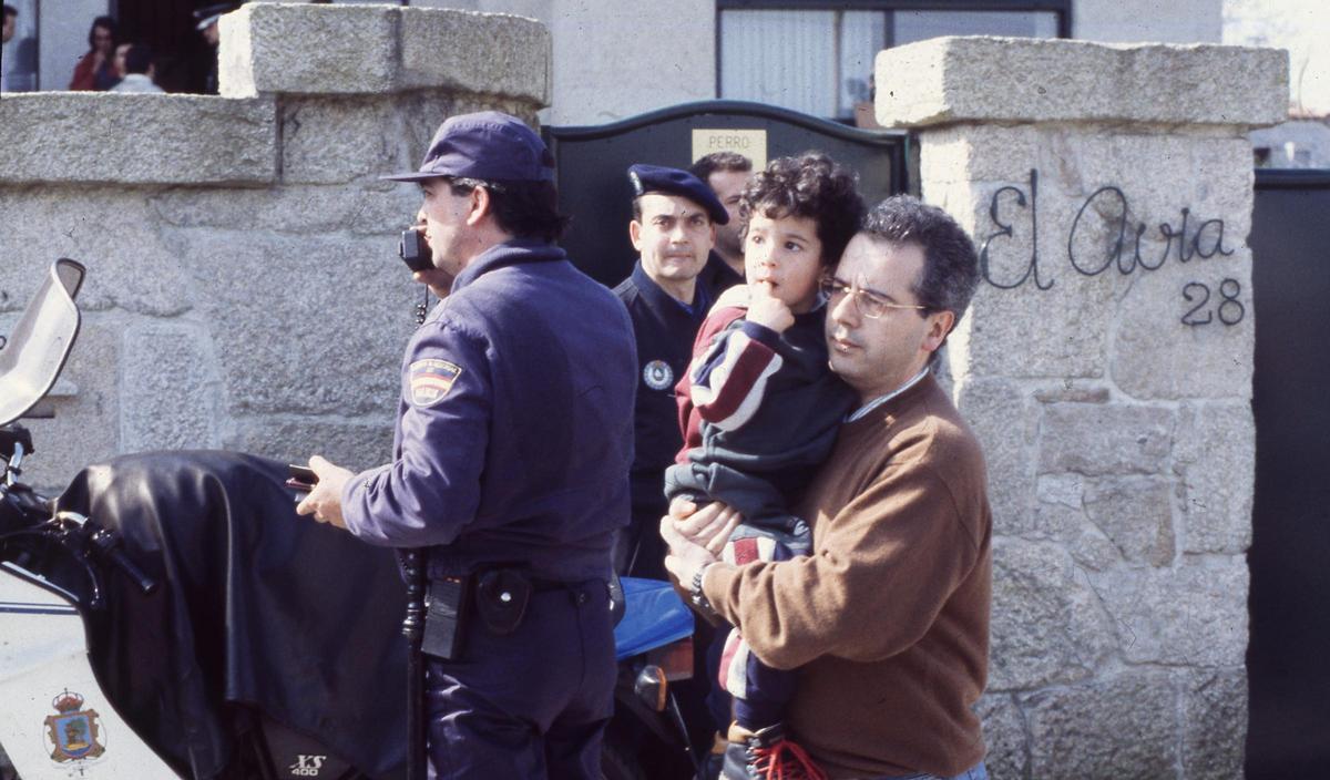 Incendio mortal en la guardería "Dinky" Incendio mortal en la guardería "Dinky"