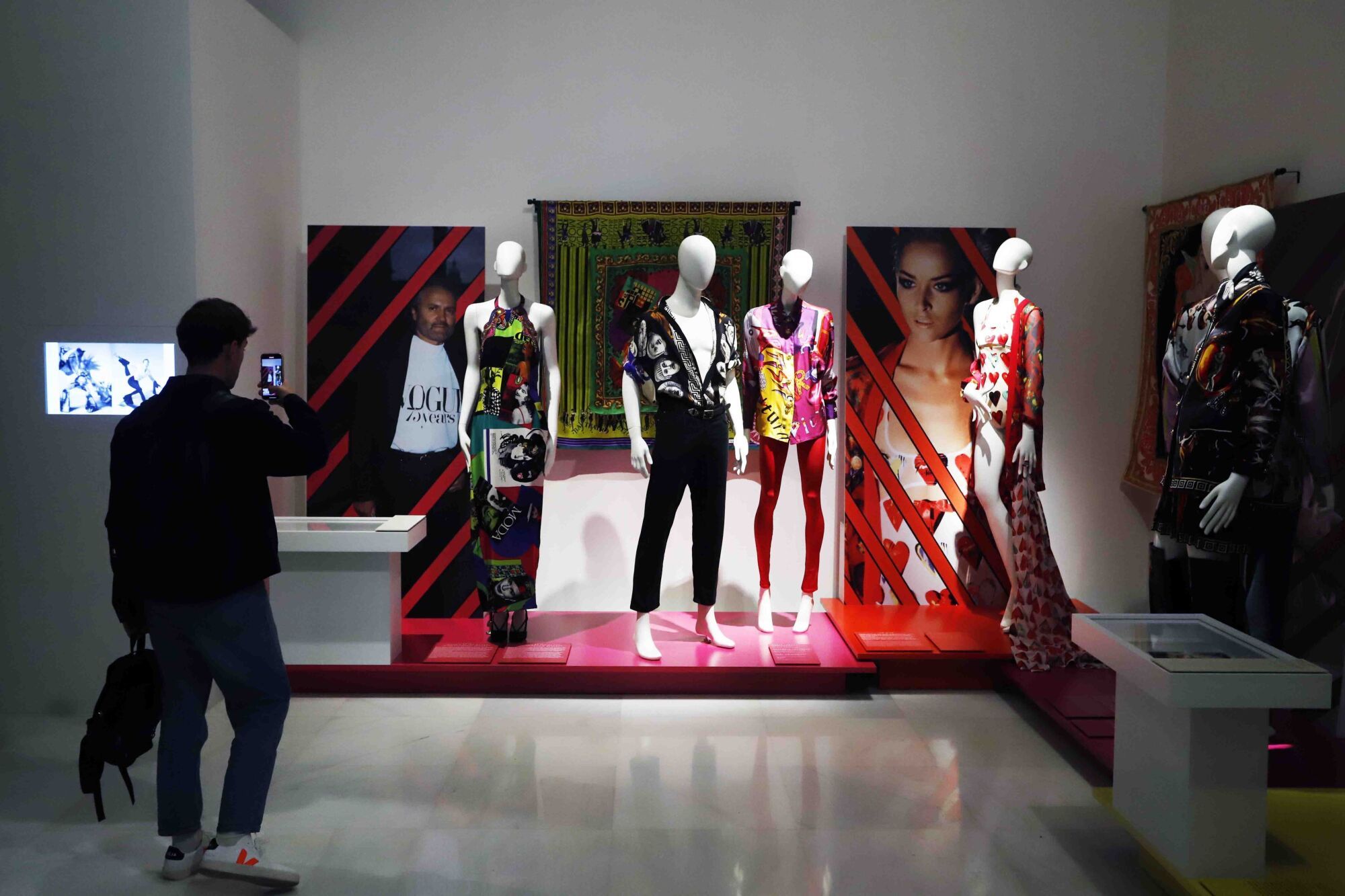 El Centro Cultural Fundación Unicaja de Málaga presenta ‘Gianni Versace. Retrospective’