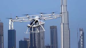 Demostració del primer vol del taxi-dron autònom a Dubai