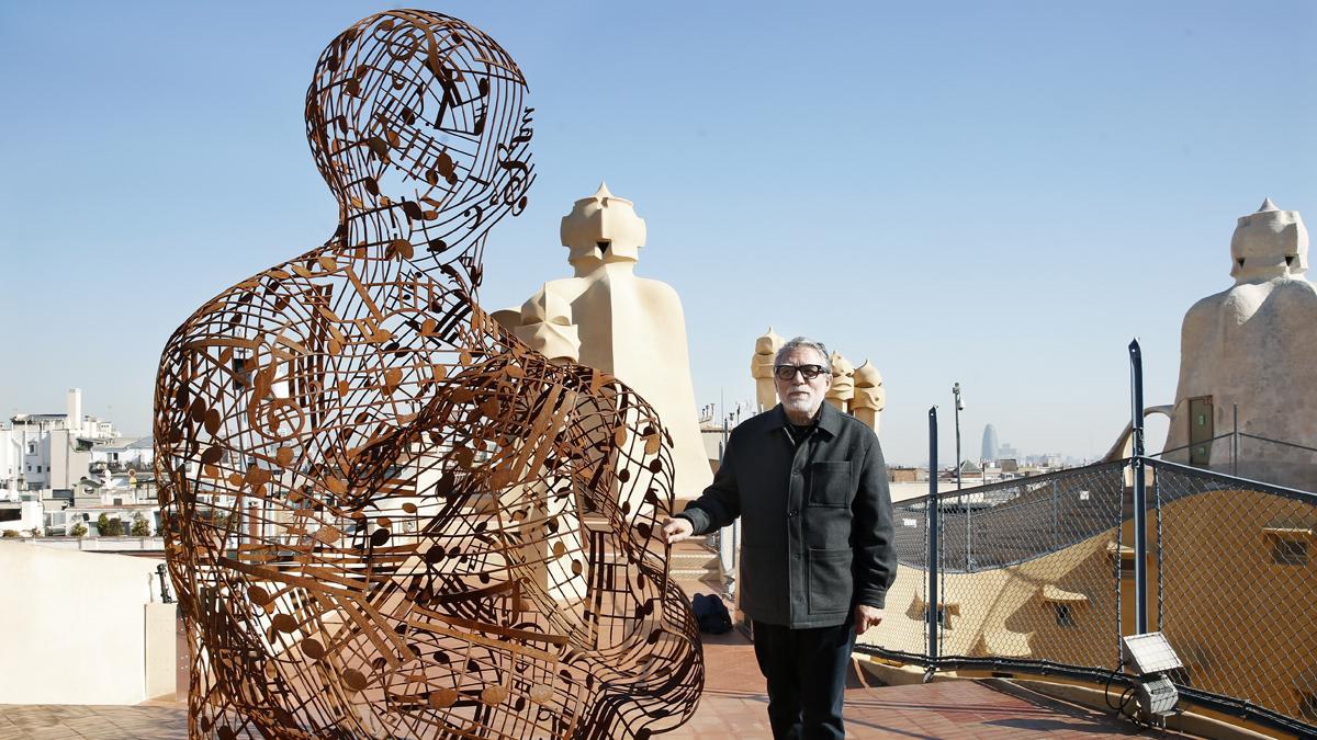 Una escultura de Jaume Plensa corona La Pedrera