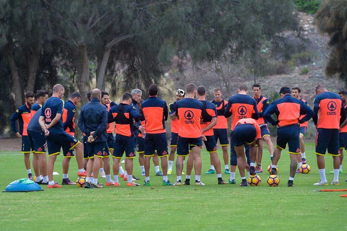 Entrenamiento de la UD en el campo de Las Burras