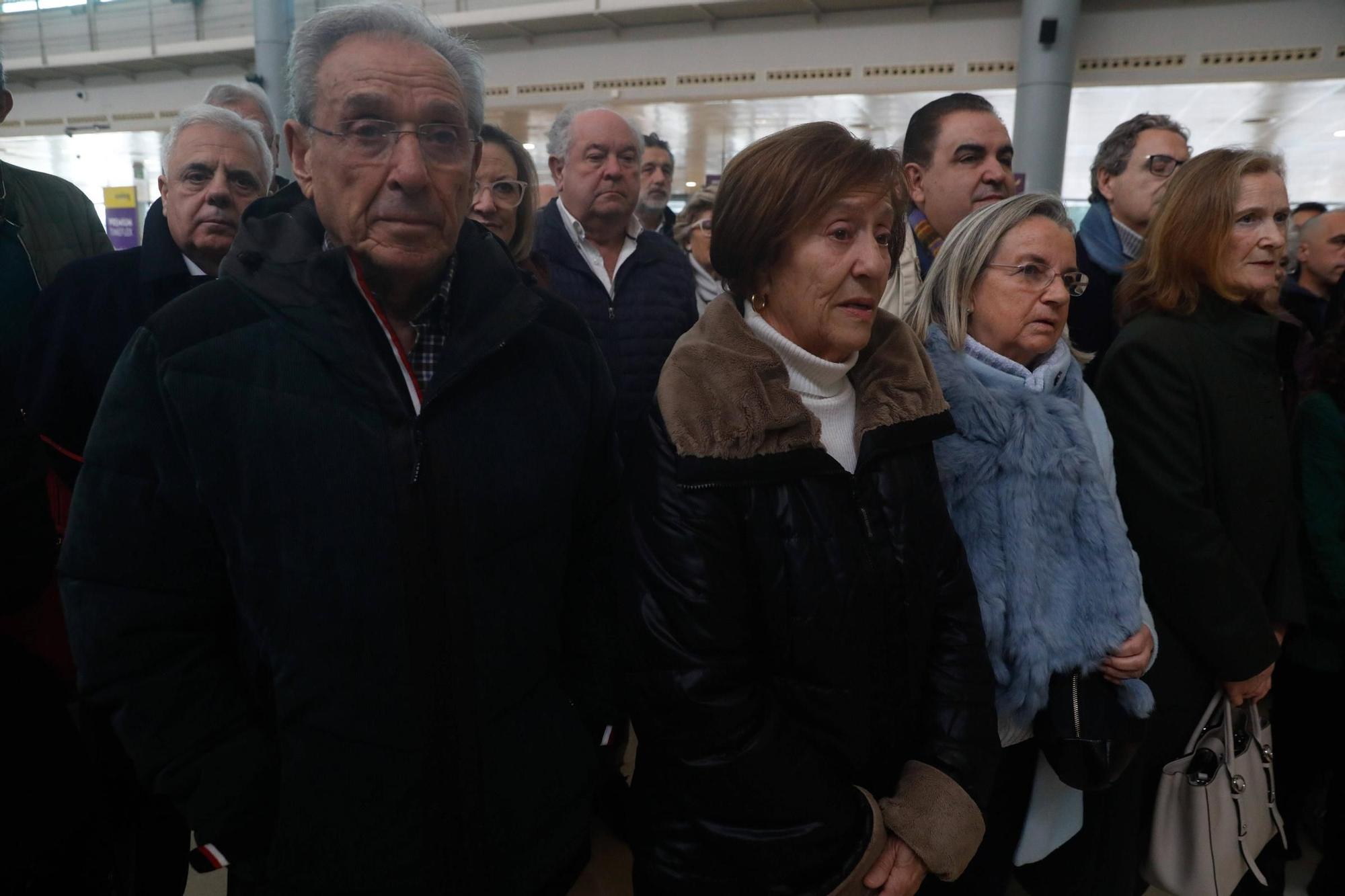 EN IMÁGENES: Así ha sido el homenaje a Angelín el de Iberia en el Aeropuerto de Asturias