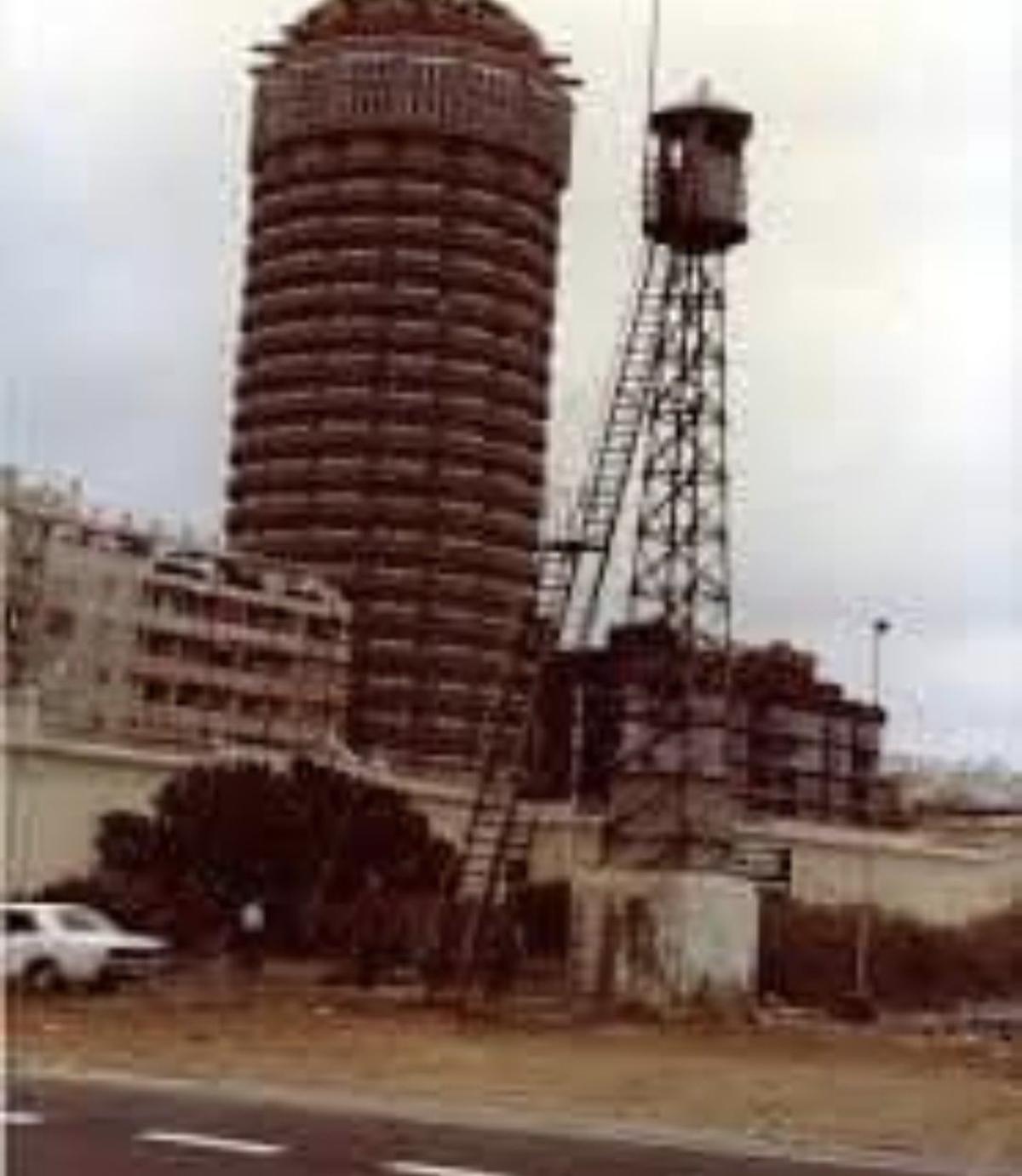 La antigua torre de los prácticos en Santa Catalina.