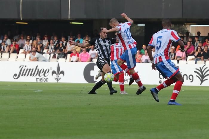 El FC Cartagena no falla ante el Algeciras y ya es colíder