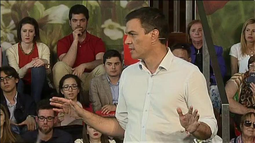 Sánchez pide a los votantes de Podemos que "no tropiecen en la misma piedra"