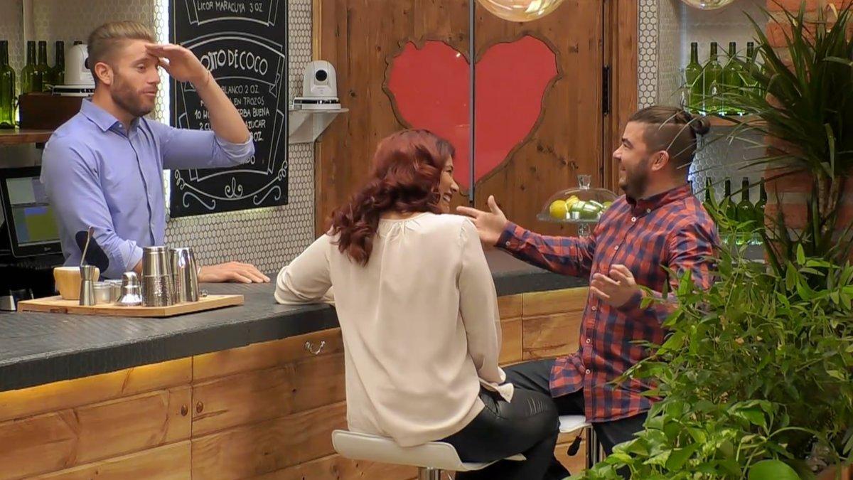 Matías Roure, Juanjo y Silvia en 'First Dates'