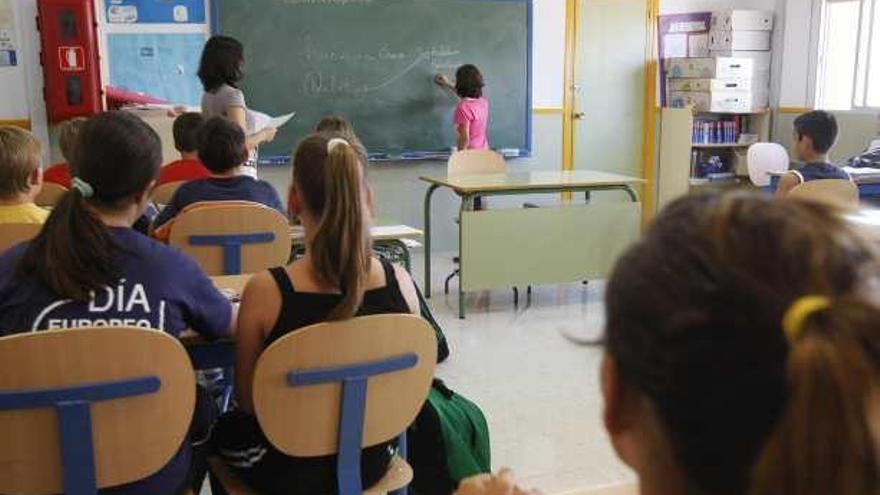 El 96% de los alumnos que vuelven a clase lo hacen en centros mantenidos con fondos públicos.