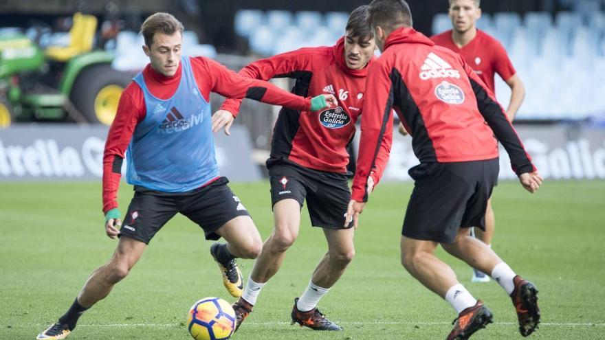 El Celta se impone al filial en Balaídos (3-2)