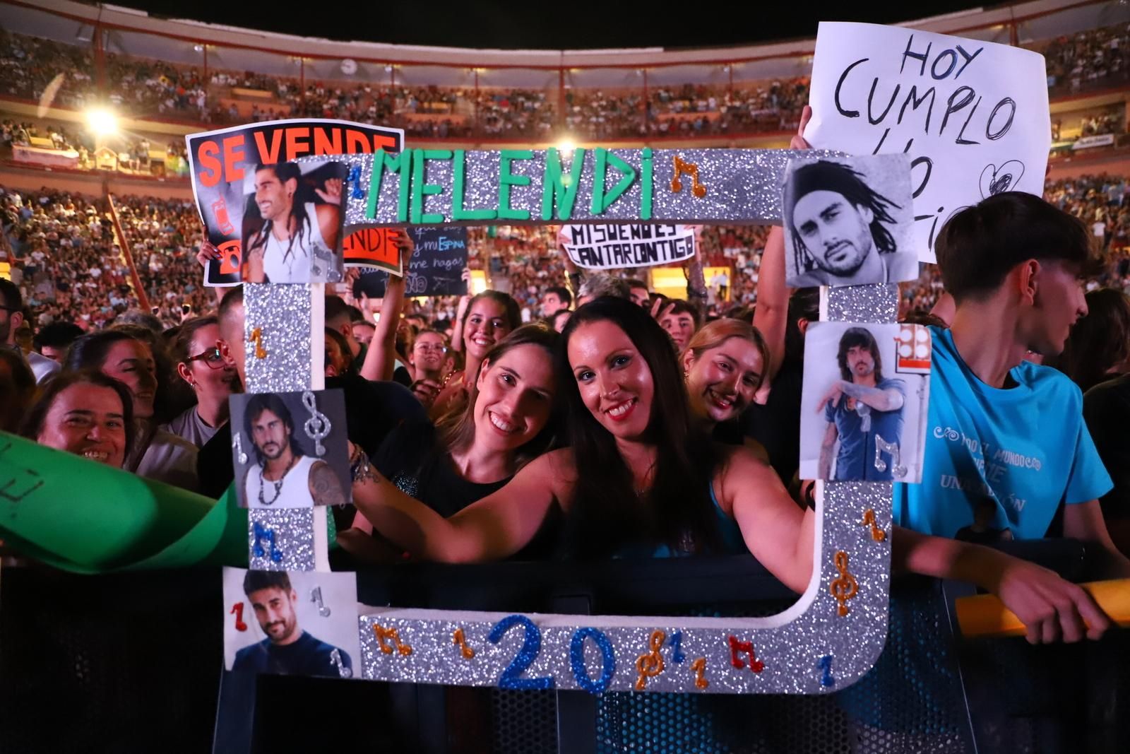 Los Califas, a rebosar con la música de Melendi