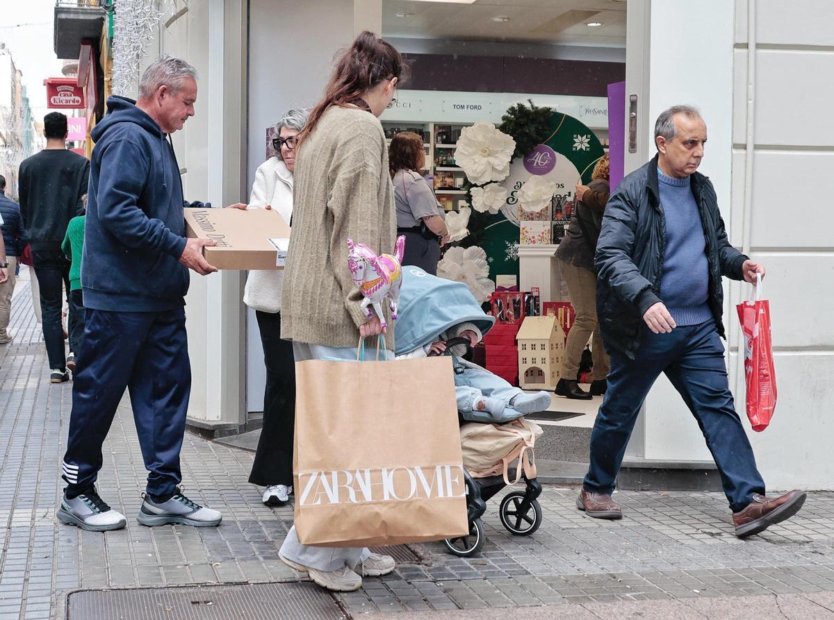 Últimas compras de Reyes en Santa Cruz de Tenerife