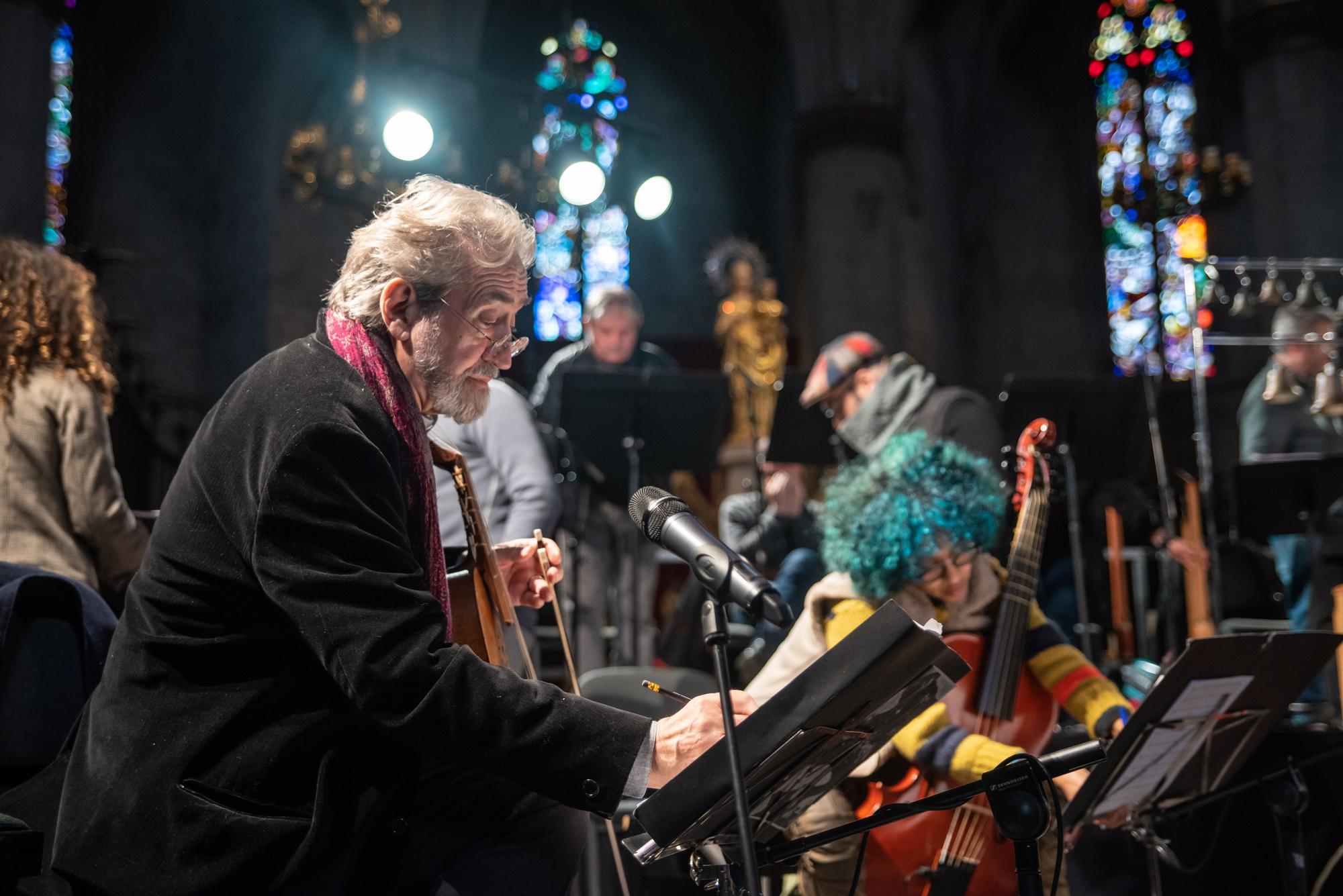 L'assaig previ al concert de Savall a la Seu de Manresa, en fotos