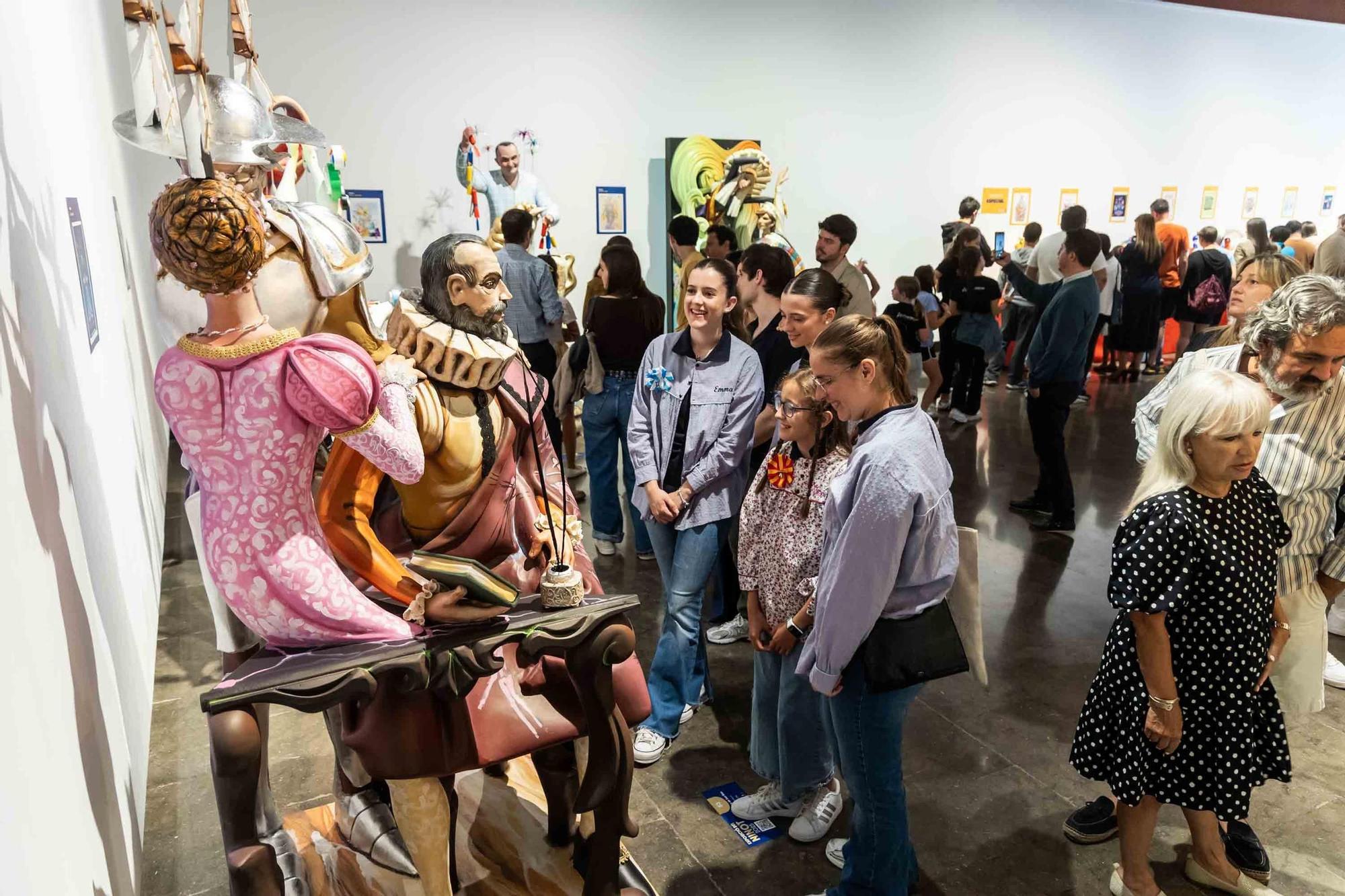 La Exposición del Ninot de las Hogueras 2025 abre sus puertas