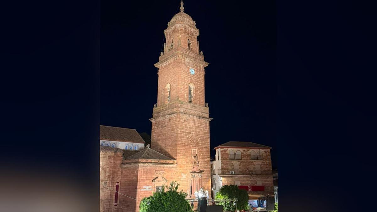 La Torre de San Bartolomé de Montoro estrena iluminación artística y sostenible para sus fiestas patronales