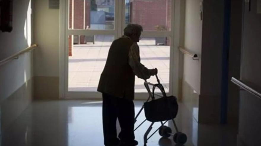 Varias residencias canarias mantienen la limitación de visitas de la pandemia