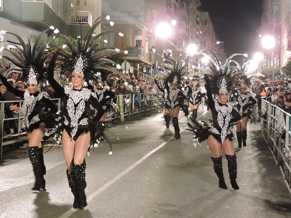 Revive la última noche del Carnaval de Águilas 2024, en imágenes