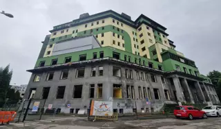 Estupor en el Cristo y Buenavista ante el enésimo parón de los planes para recuperar el viejo HUCA: "Es la mayor vergüenza de gestión de Oviedo y de Asturias"