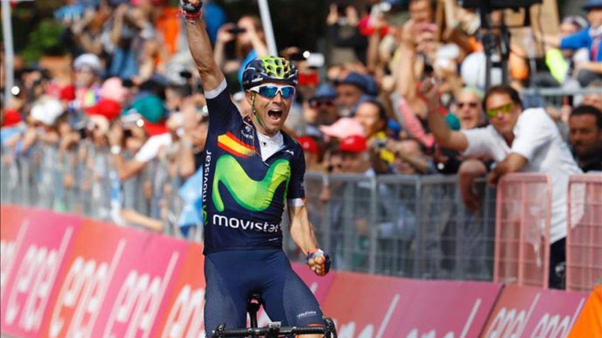 Valverde, primera victoria del Giro en Andalo