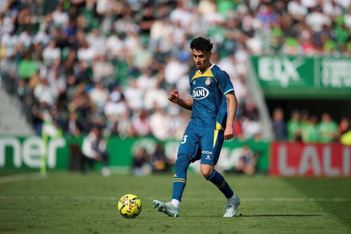 Omar El Hilali, jugador marroquí del Espanyol que acusa a Rafa Mir de trato racista en Elche.