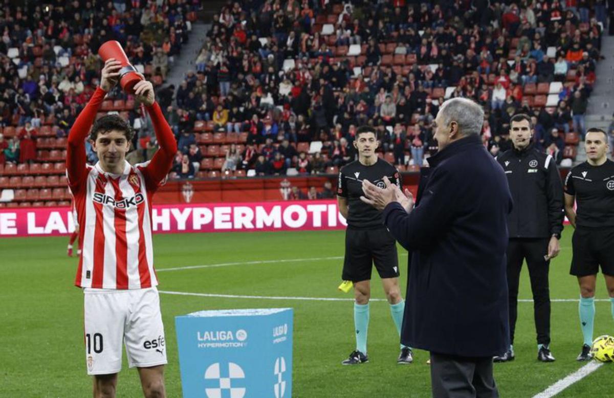 1 | ÁNGEL GONZÁLEZ