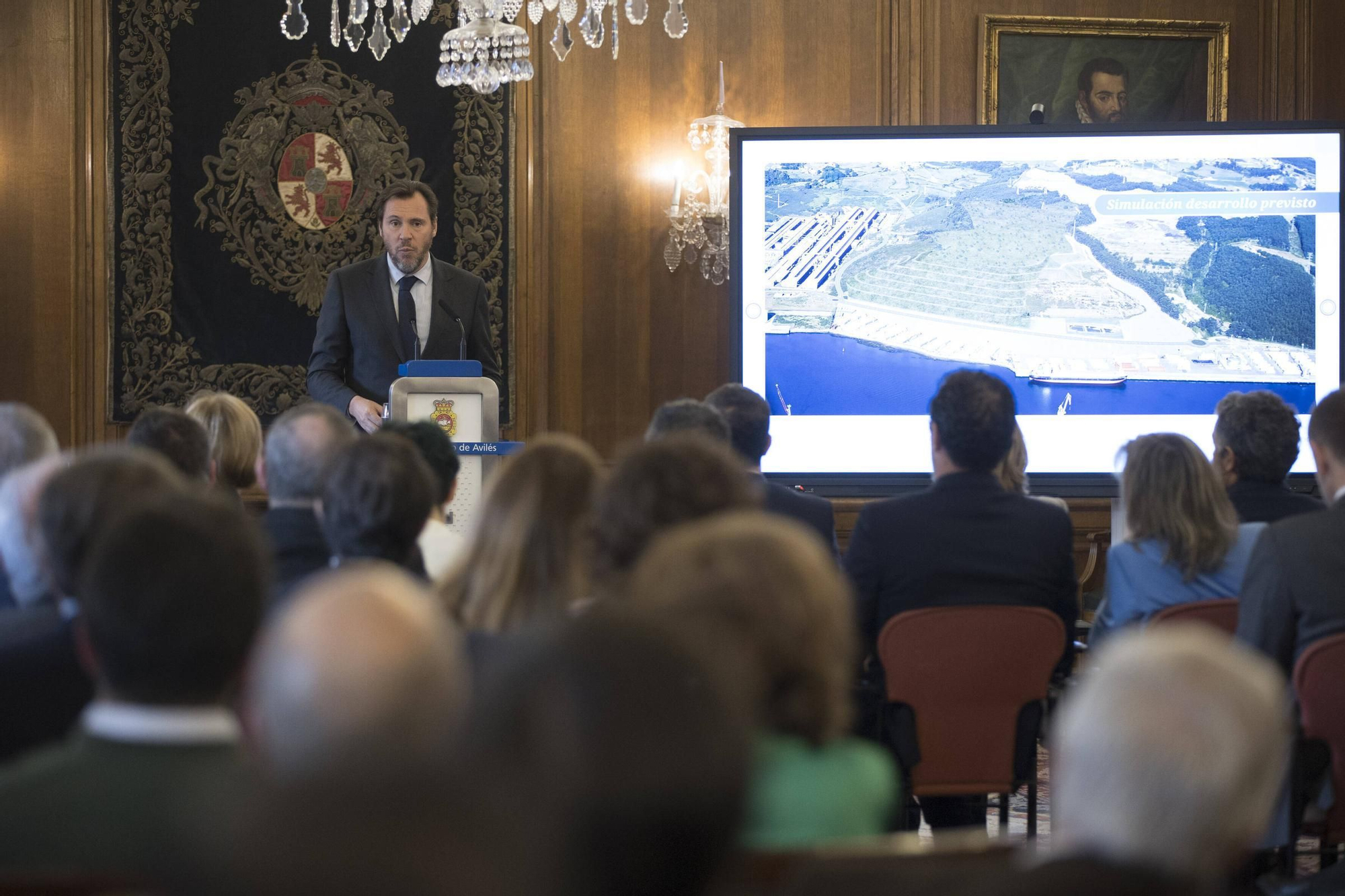 EN IMÁGENES: Así ha sido la visita a Avilés de Óscar Puente, ministro de Transportes y Movilidad Sostenible