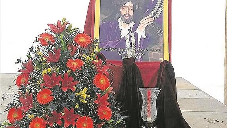 La hermandad del Nazareno de Adamuz rinde homenaje a Rafi Amil a título póstumo