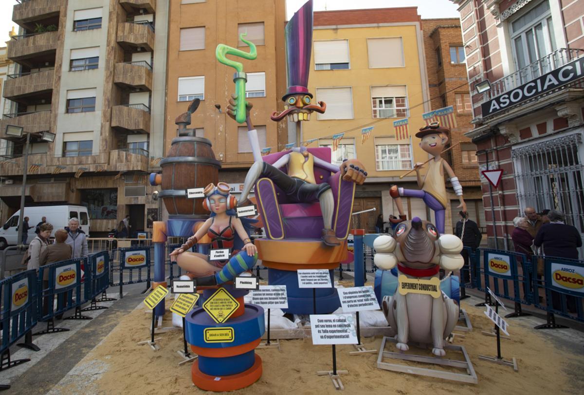 Plantà de las Fallas en Sagunt Plantà de las Fallas en Sagunt