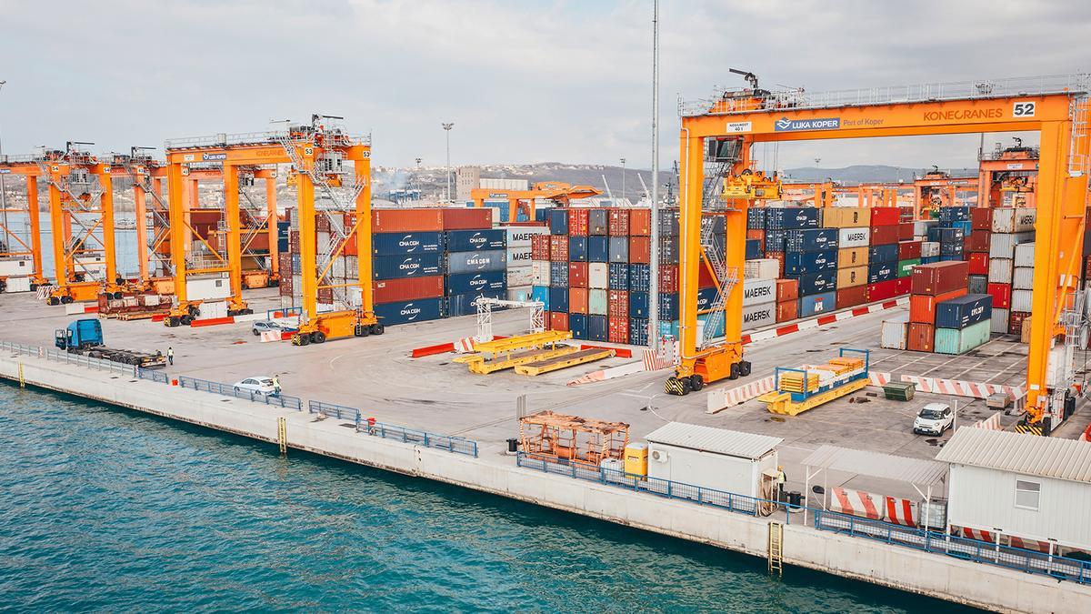 Grúas pórtico tipo RTG de la firma Konecranes