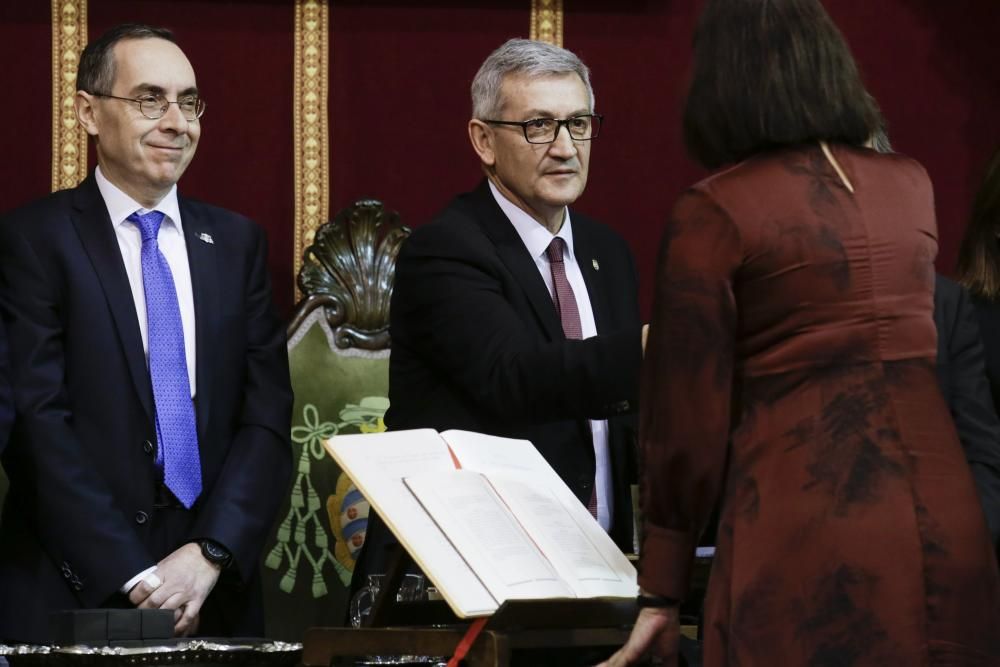 Toma de posesión de nuevos profesores de la Universidad