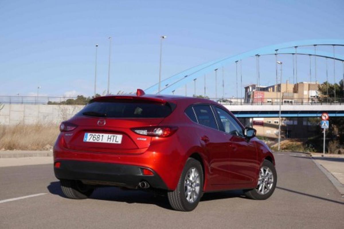 ctv-jfx-mazda3 2