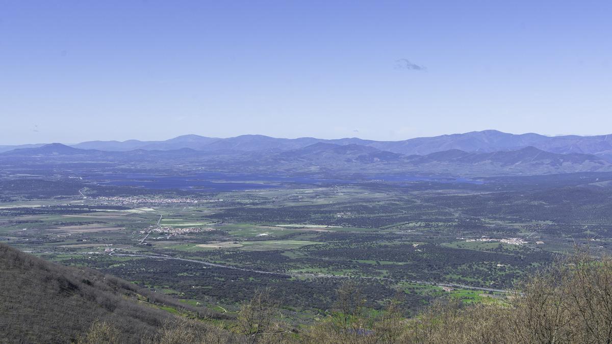 Cielos despejados en el valle del Ambroz
