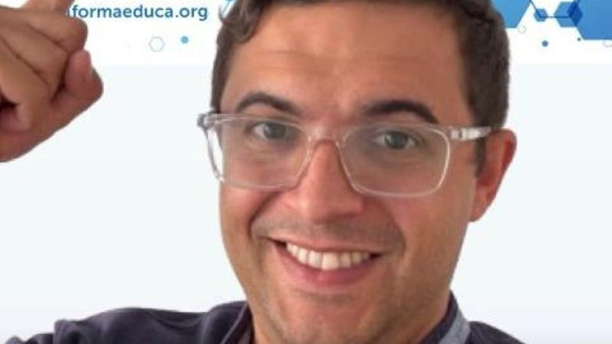 Un profesor de Badajoz, nominado a Mejor Docente de España