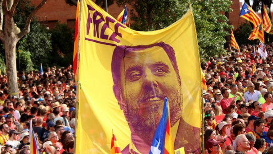 Un cartell reivindicatiu amb la cara d&#039;Oriol Junqueras.